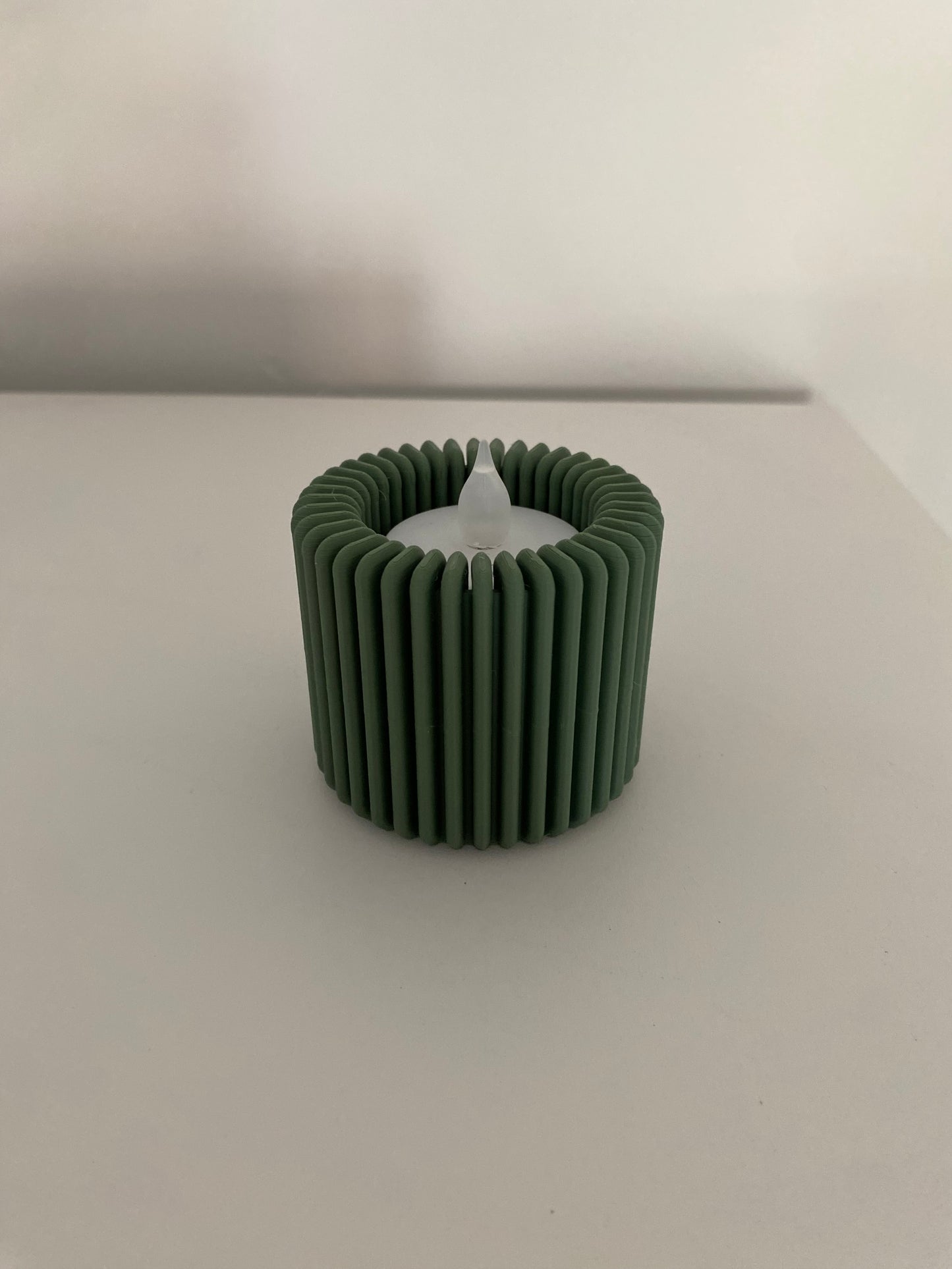 Japandi LED-Teelichthalter – gerippt