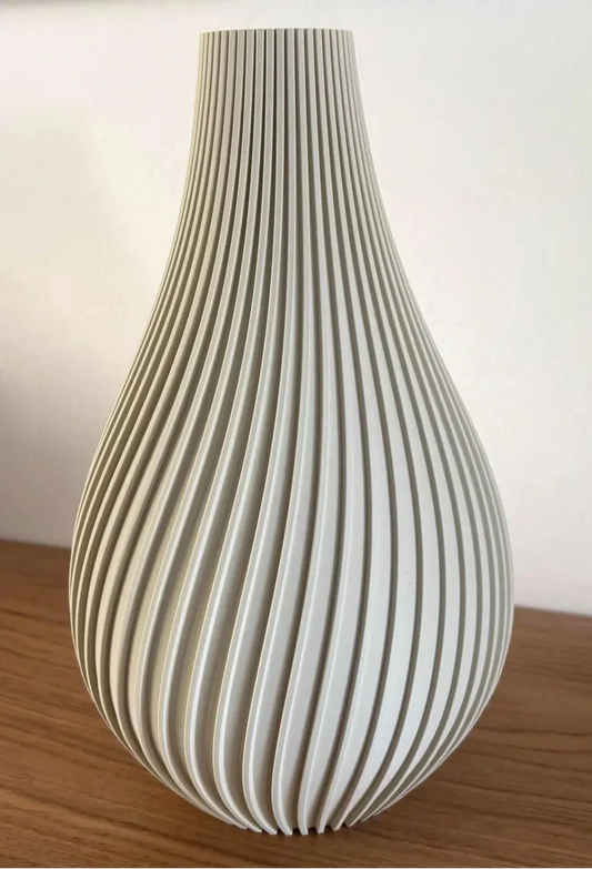 NAMI Vase – Minimalistische Designvase im Japandi Stil - Als Einzelstück oder im Set erhältlich