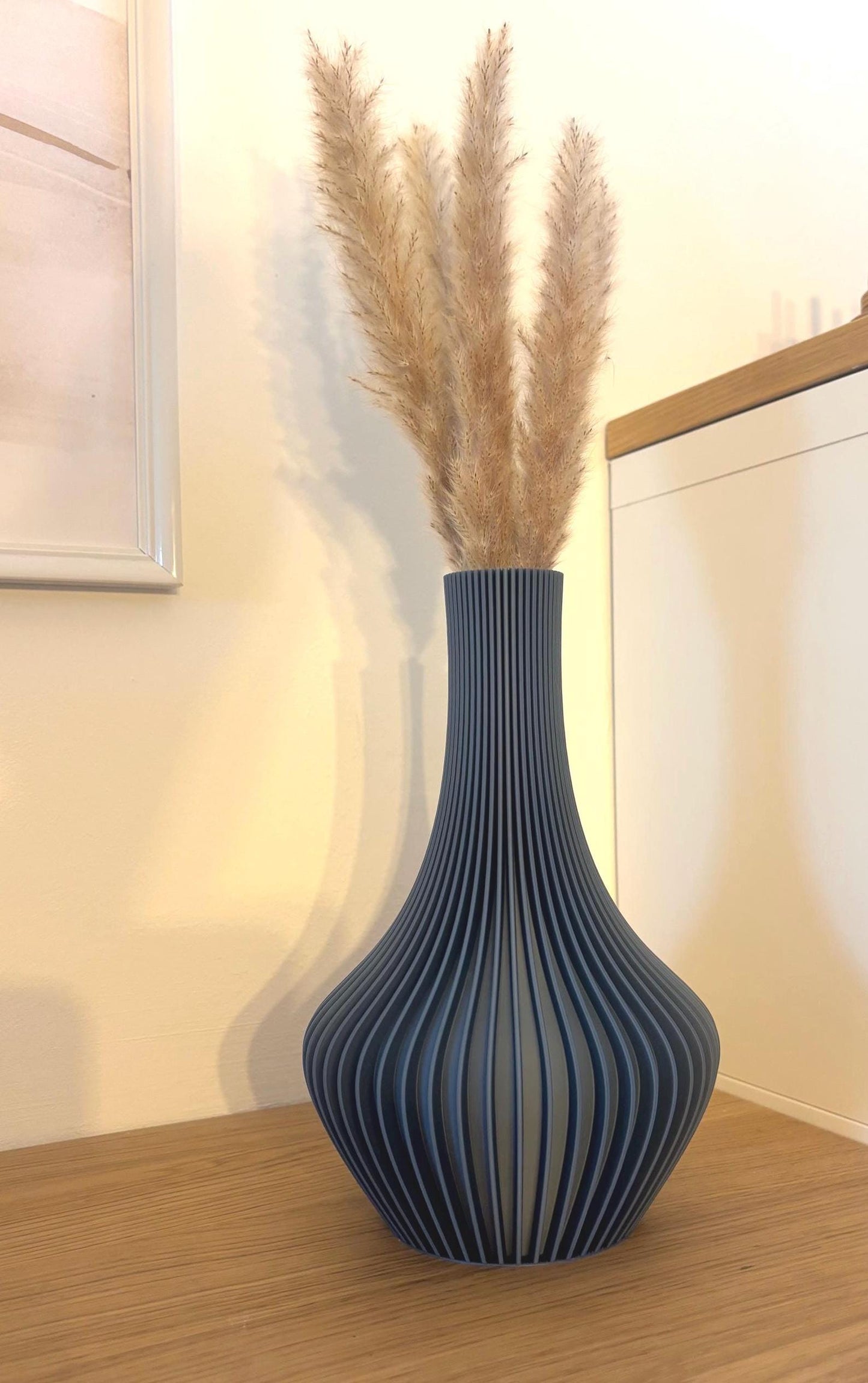 SORA FLASK – Der elegante, vertikale Akzent